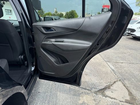 Used 2022 Chevrolet Equinox LT image 10