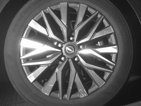 Used 2025 Nissan Altima 2.5 SV image 13