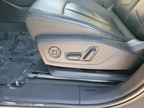 Used 2021 Audi Q3 2.0T Premium Plus image 13