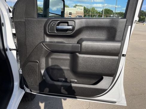 Used 2024 Chevrolet Silverado 2500 Custom w/ Custom Value Package AWD/4WD image 16