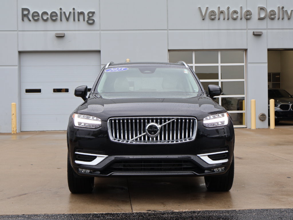 Used 2025 Volvo XC90 B6 Ultra w/ Protection Package Premier AWD/4WD image 2