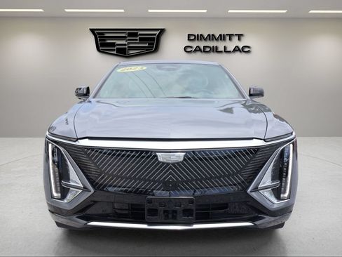 Used 2023 Cadillac Lyriq 2WD image 2