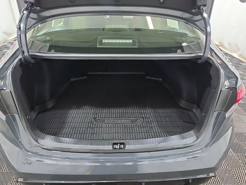 Used 2025 Toyota Corolla SE image 8