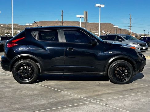 Used 2013 Nissan Juke SV image 9