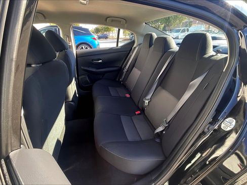 Used 2023 Nissan Sentra SV FWD image 30