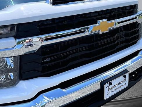 Used 2025 Chevrolet Silverado 2500 LT w/ Convenience Package AWD/4WD image 30