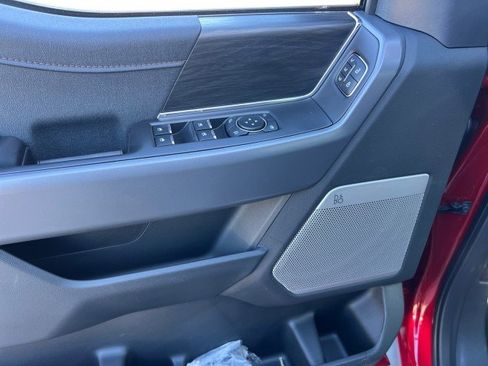 New 2025 Ford F150 Lariat w/ Equipment Group 501A Mid image 8