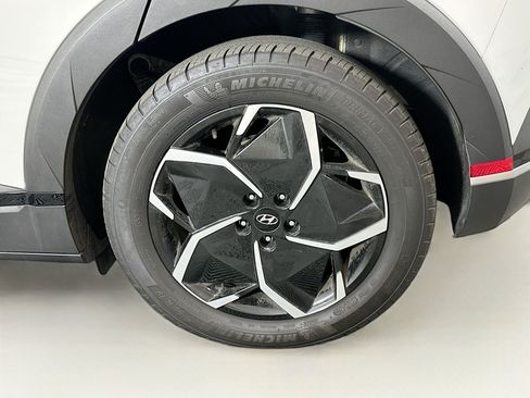 Used 2024 Hyundai Ioniq 5 SEL RWD image 11