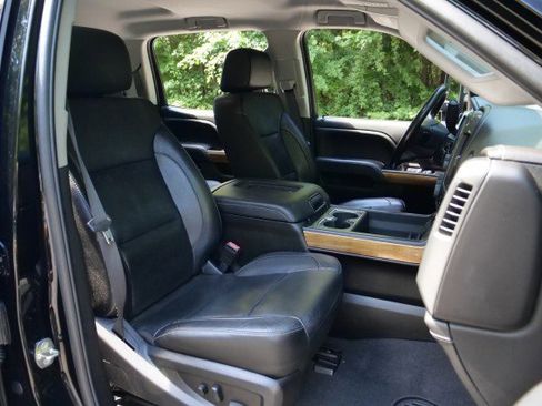 Used 2019 Chevrolet Silverado 3500 LTZ w/ Duramax Plus Package AWD/4WD image 39