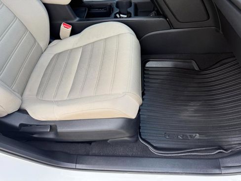Used 2017 Honda CR-V EX image 17
