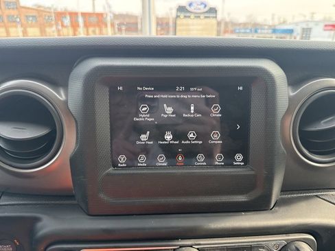 Used 2023 Jeep Wrangler Unlimited w/ Cold Weather Group image 14