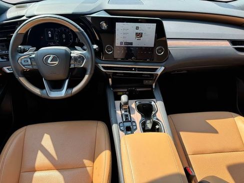 Used 2023 Lexus RX 350 Premium w/ Accessory Package AWD/4WD image 18