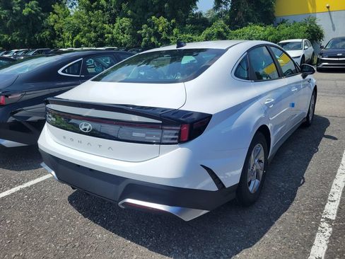 Certified 2025 Hyundai Sonata SE FWD image 32