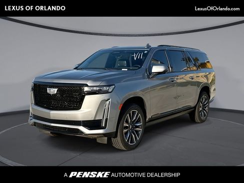 Used 2023 Cadillac Escalade ESV Sport Platinum w/ Heavy-Duty Trailer Package AWD/4WD image 1