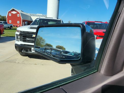 Certified 2025 Chevrolet Silverado 1500 LTZ w/ LTZ Convenience Package II image 9