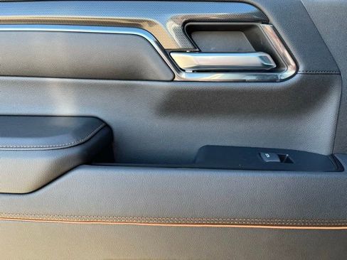 Used 2024 GMC Sierra 1500 AT4 w/ Technology Package image 17