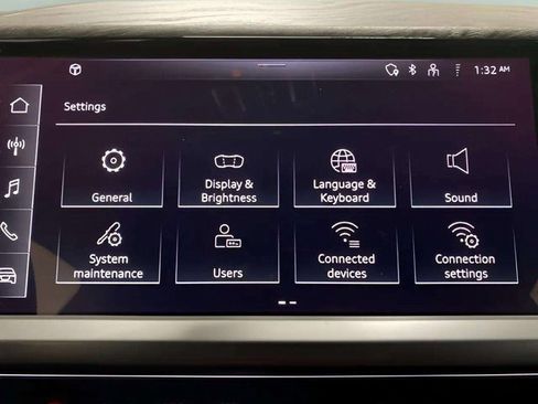 Used 2024 Audi Q4 e-tron Premium w/ Convenience Package image 48