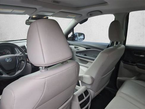 Used 2017 Honda Ridgeline RTL-E image 17