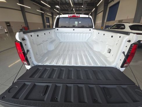 Certified 2023 Chevrolet Colorado Z71 w/ Z71 Convenience Package 2 AWD/4WD image 23