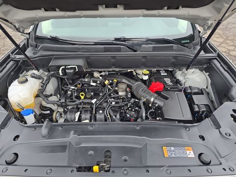 Certified 2023 Lincoln Nautilus Reserve w/ Equipment Group 201A image 8