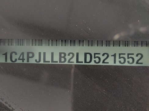 Used 2020 Jeep Cherokee Latitude Plus image 33