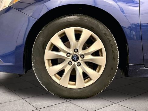 Used 2017 Subaru Legacy 2.5i Premium AWD/4WD image 8
