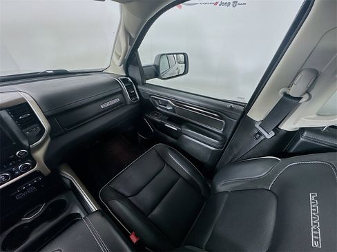 Used 2022 RAM 1500 Laramie image 11