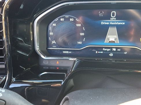 Used 2025 Chevrolet Silverado 2500 ZR2 w/ Technology Package image 21