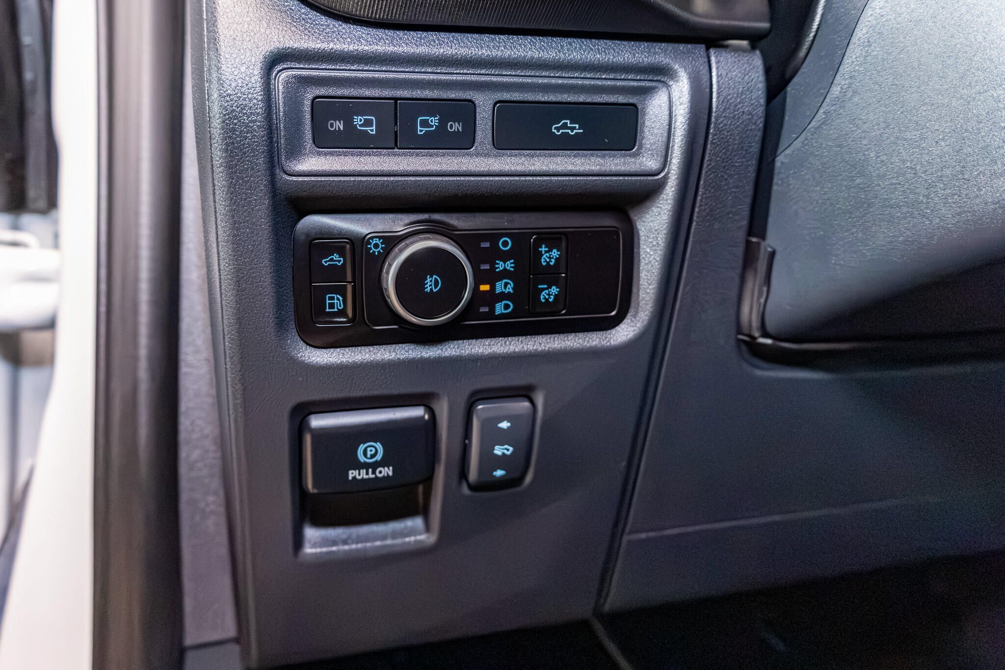 Used 2023 Ford F150 Platinum w/ Equipment Group 701A High AWD/4WD image 20