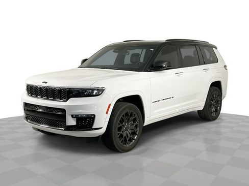 Used 2024 Jeep Grand Cherokee L Summit w/ High Altitude Package AWD/4WD image 1