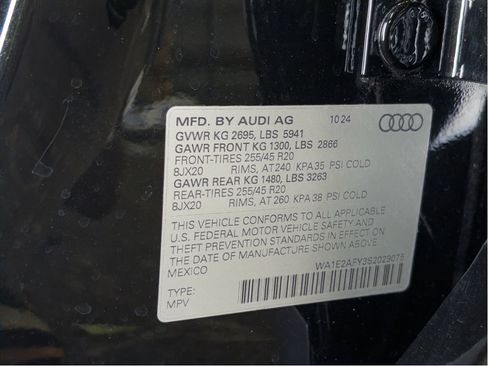 Used 2025 Audi Q5 e Premium Plus w/ Premium Plus Package AWD/4WD image 29