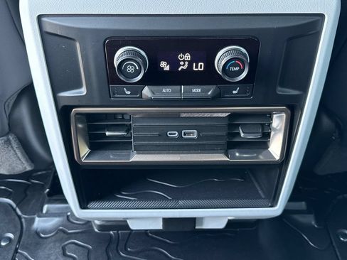 Used 2025 GMC Hummer EV 3X AWD/4WD image 32