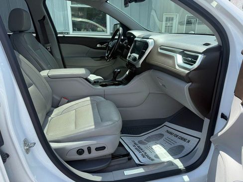 Used 2018 GMC Acadia SLT AWD/4WD image 14