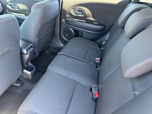 Used 2017 Honda HR-V EX image 25