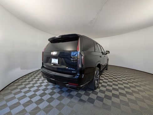 Certified 2024 Cadillac Escalade Sport image 4