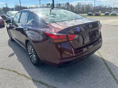 Used 2025 Nissan Altima 2.5 SV