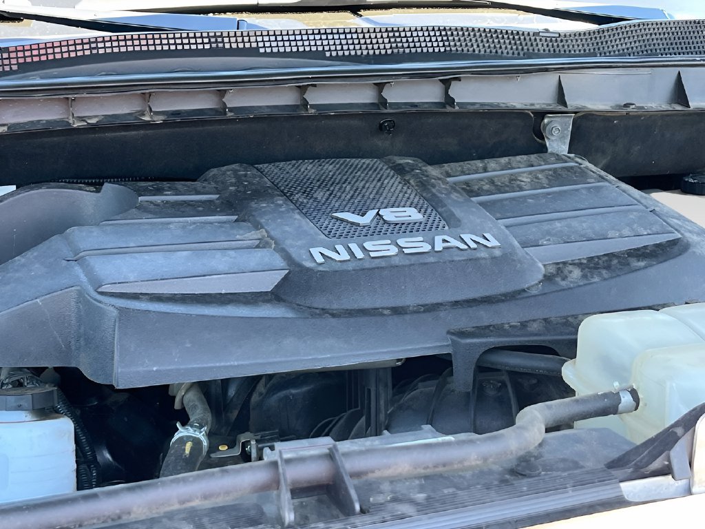 Used 2020 Nissan Titan PRO-4X w/ Pro-4x Convenience Package AWD/4WD image 31