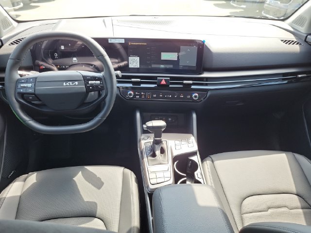 New 2026 Kia Sportage SX FWD image 8