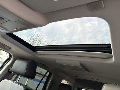 Used 2017 Chevrolet Tahoe LT image 11