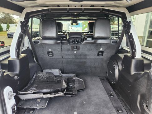 Used 2019 Jeep Wrangler Unlimited Sahara w/ Dual Top Group image 47