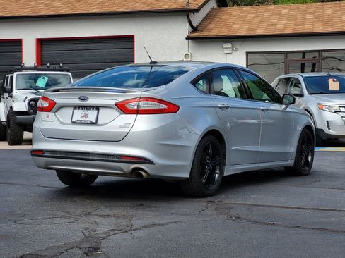 Used 2016 Ford Fusion SE FWD image 7