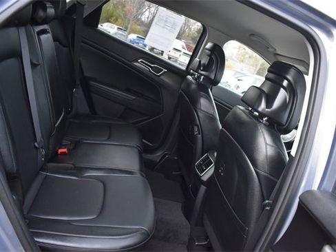 Certified 2025 Kia Sportage EX image 13