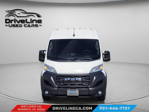 Used 2025 RAM ProMaster 2500 w/ Convenience Group FWD image 2
