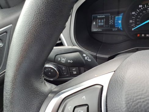 Used 2024 Ford Edge Titanium image 23