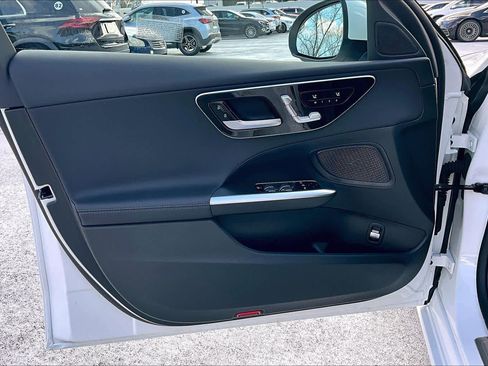 Used 2025 Mercedes-Benz C 300 4MATIC Sedan image 22