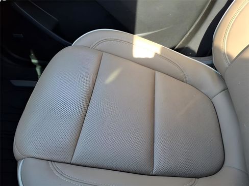 Used 2022 Chevrolet Traverse Premier w/ LPO, Floor Liner Package image 25