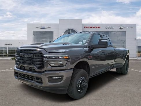New 2026 RAM 3500 Laramie AWD/4WD image 5