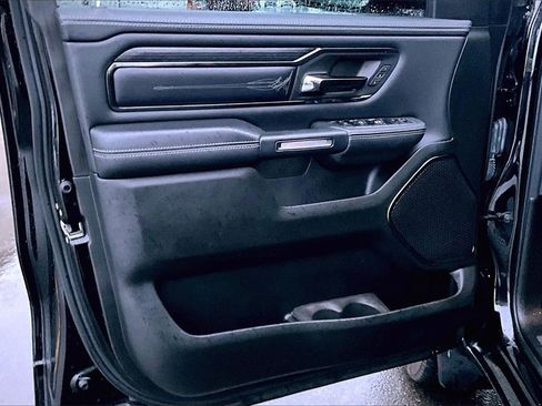 Used 2022 RAM 1500 Limited w/ Body-Colour Bumper Group image 24