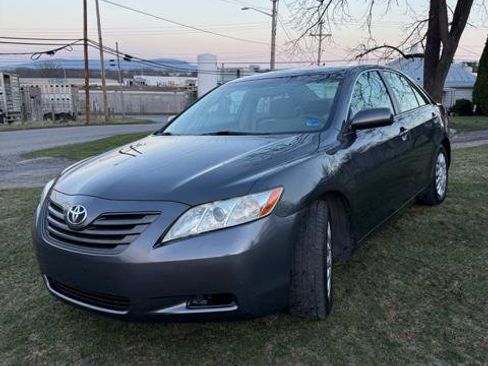 Used 2007 Toyota Camry LE image 9