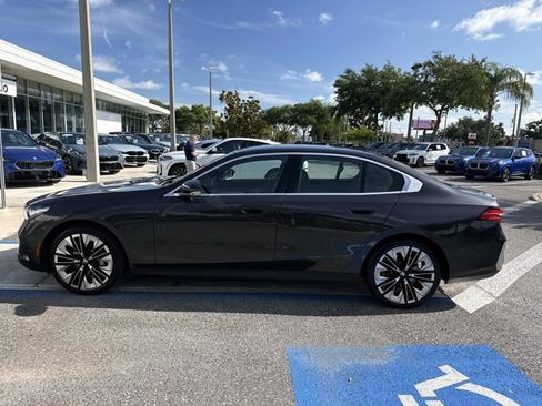 Used 2025 BMW 530i RWD image 6